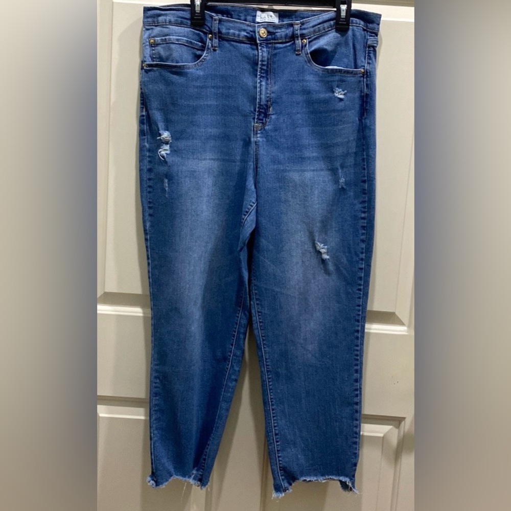 Nicole Miller Nomad Super High Rise Straight Blue 16 Edgy Distressed Denim Jeans